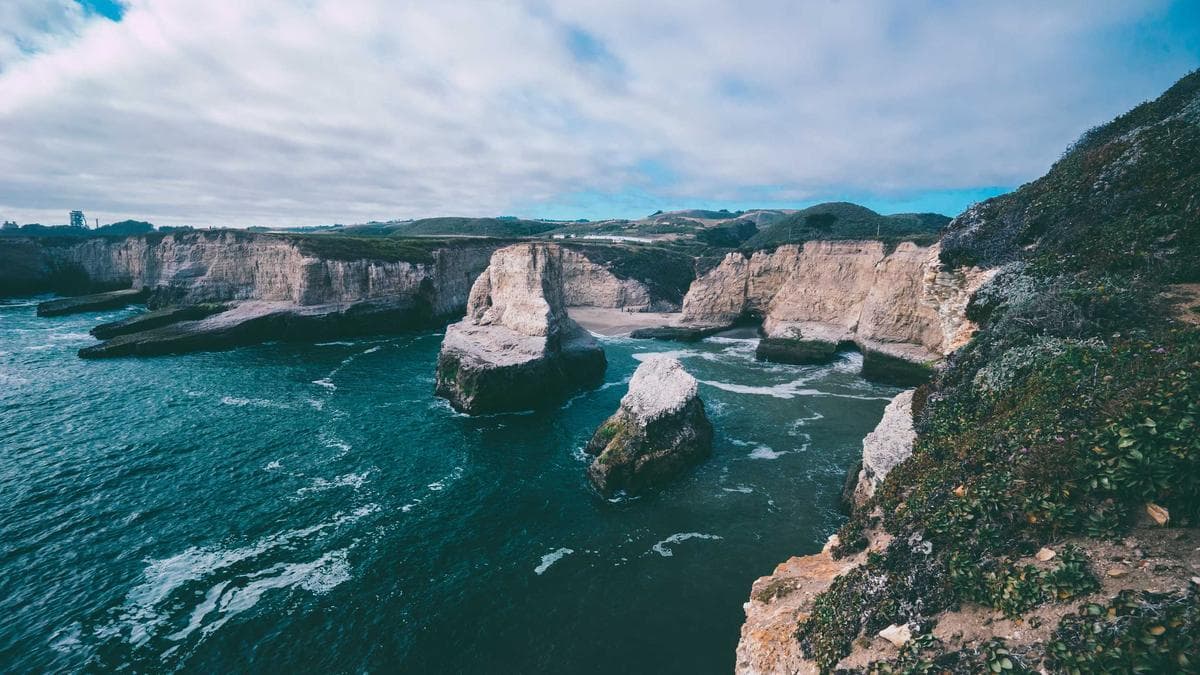 Chinese AI Startups Rally in Hong Kong Trading as Markets Reopen After Lunar New Year