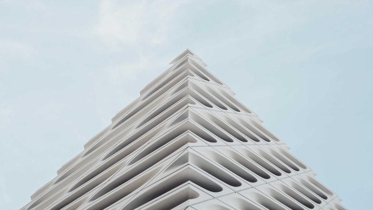 Finance Chiefs Struggle to Extract Value from Tech Investments as Implementation Gap Widens