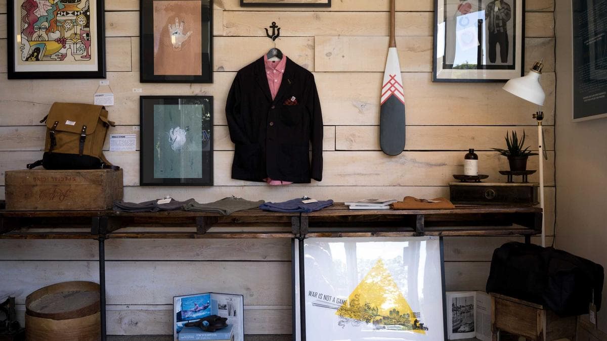 Investment-Grade Credit Markets Shrug Off Tech Selloff as Spreads Hold Steady