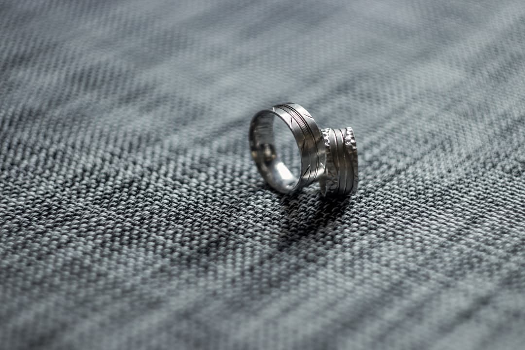 Smart Ring Maker Oura Buys Startup Specializing in Voice, Hand Gestures