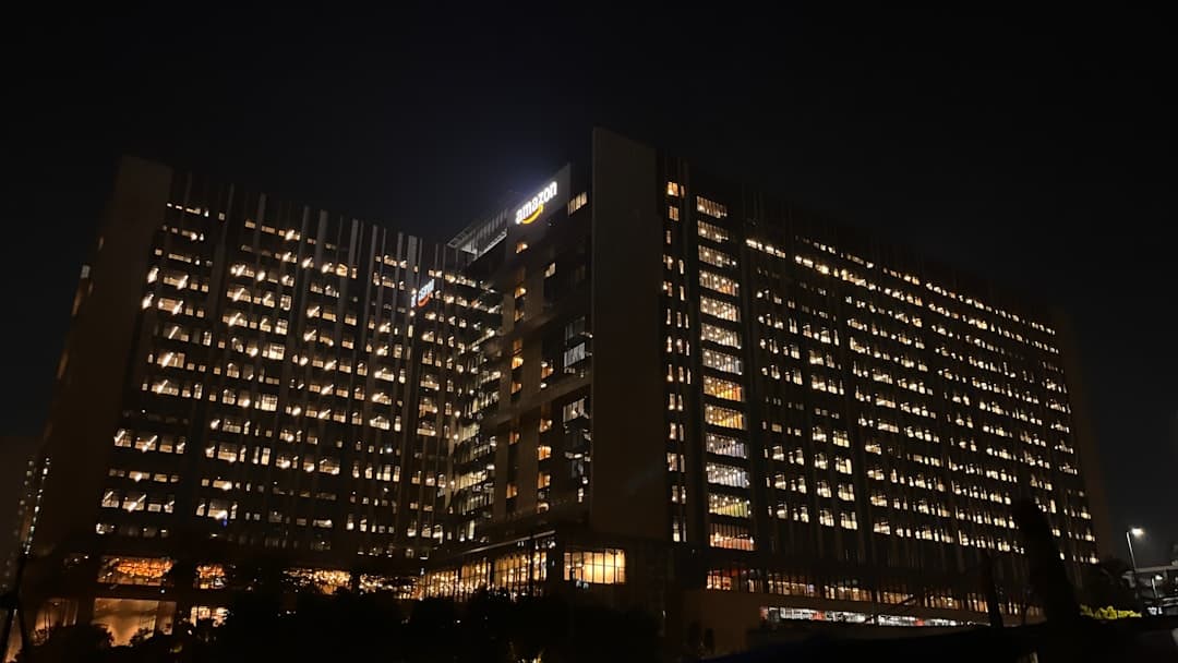 Unidentified Objects Strike Amazon Data Center in UAE, Triggering Cloud Outage